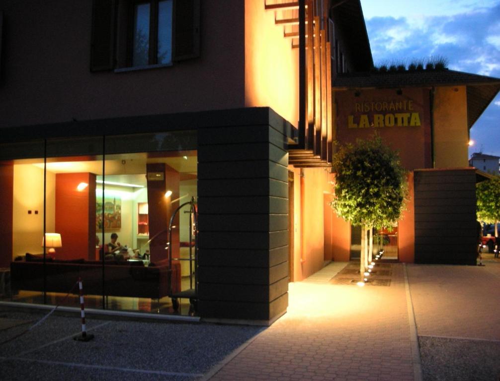 Siriohotel Dormelletto Exterior foto